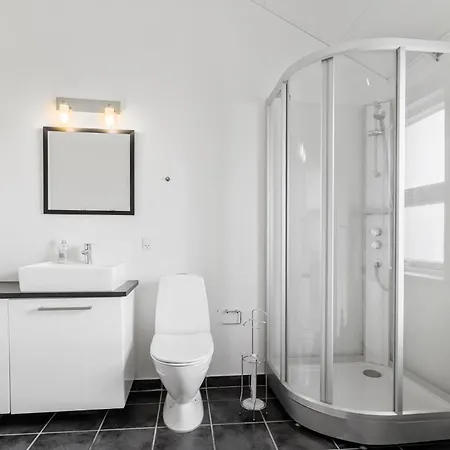 Holiday home 4 Bedroom Amazing In Haderslev Flovt