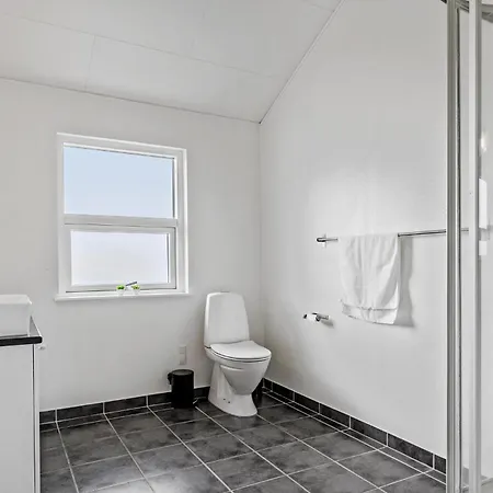 4 Bedroom Amazing In Haderslev